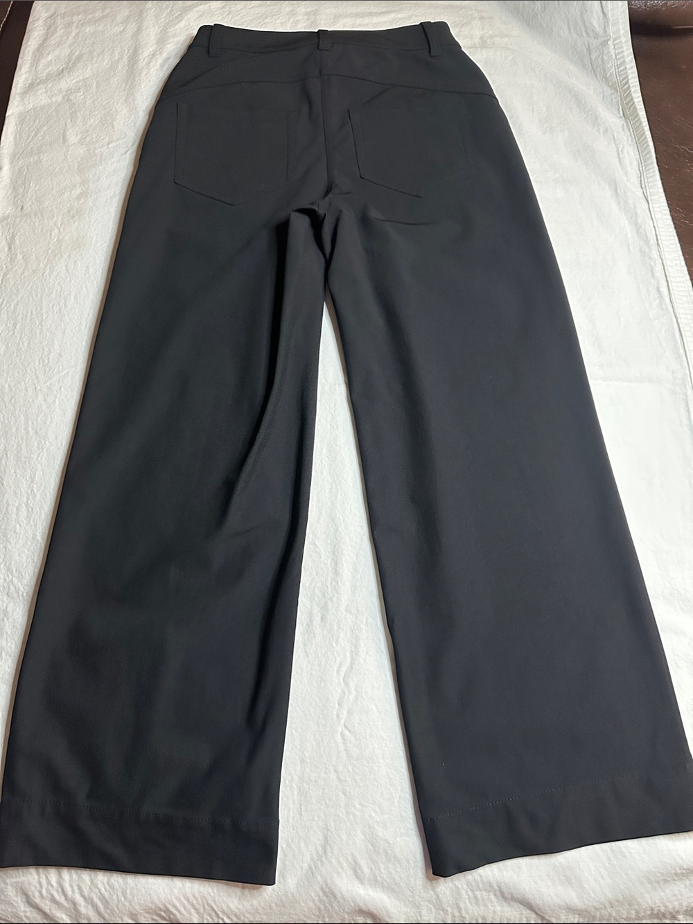 Lululemon City Sleek 5 Pocket Wide-Leg
High Rise 7/8 Length Pant Size 25 - Picture 7 of 12